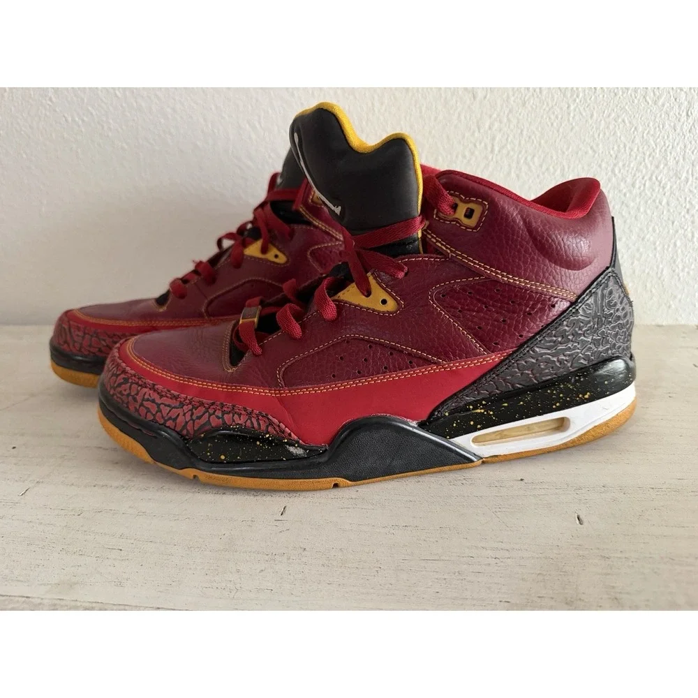 Michael Jordan Men's Son of Mars Sneaker Shoes Red Black Leather Lace Up 12 Nike